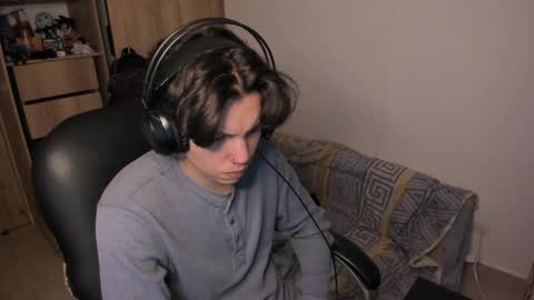 yurii_moody online show from November 20, 11:48 pm