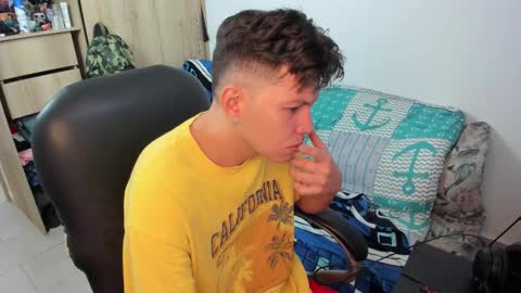 yurii_moody online show from March 18, 4:10 pm