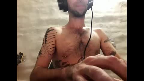 Yuumi online show from December 15, 4:07 am