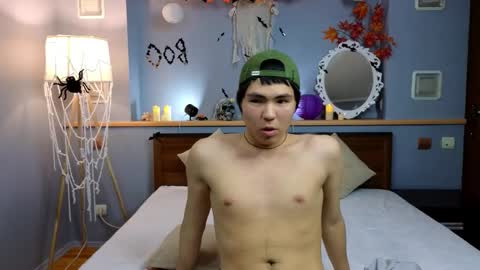 Yu online show from October 31, 2:18 pm