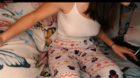 Snapshot of yzza_suave chatting on November 22, 11:20 am yzza_suave online show from November 22, 11:20 am