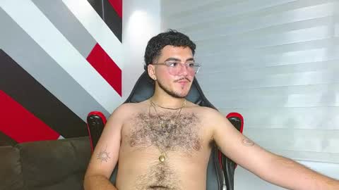 Zack  online show from April 19, 6:10 pm