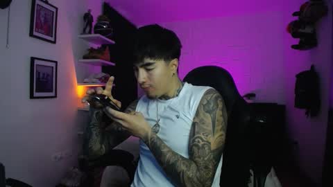 zac_muller1 online show from February 23, 5:38 am