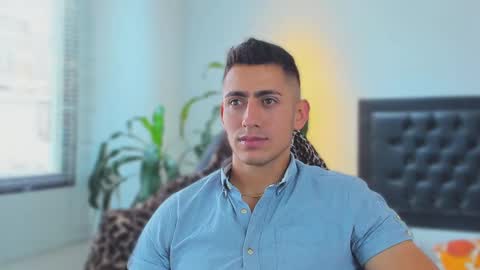 zachpri20 online show from September 28, 4:01 pm