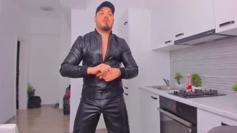 Zack online show from February 14, 11:20 pm