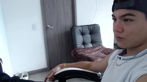 Zackss online show from September 22, 7:05 pm