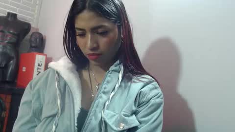 zafirablue online show from December 2, 2:12 pm