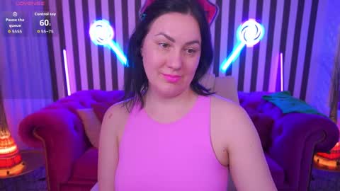 Zafiramoonn online show from May 8, 1:16 pm