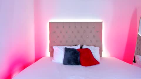 Zafiro Brown online show from October 20, 10:27 am