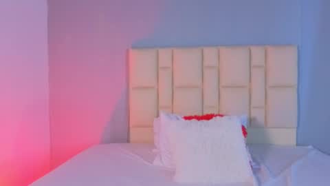 Zafiro Brown online show from December 3, 11:52 am