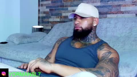 INSTAGRAM yormanfit7 online show from October 17, 11:02 am