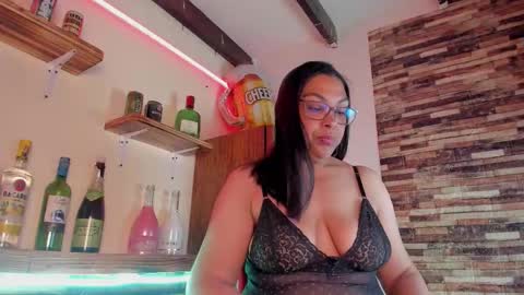 Danna online show from December 15, 12:26 am