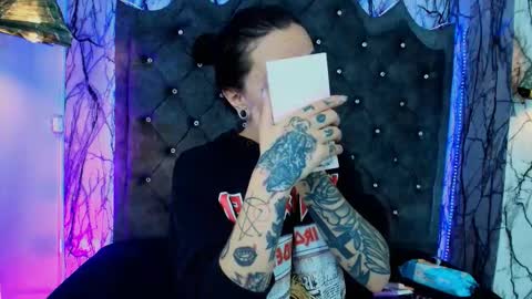   online show from September 17, 6:42 pm