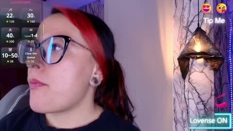   online show from April 1, 4:37 pm