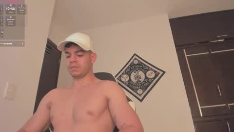 Snapshot of zamir_scott chatting on November 4, 10:42 pm zamir online show from November 4, 10:42 pm