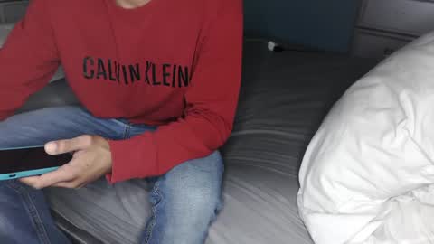 Snapshot of zamoraedii1994 chatting on December 5, 5:15 am Edii online show from December 5, 5:15 am