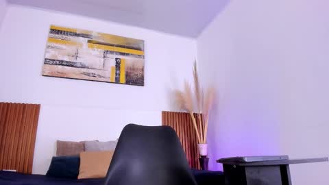 Snapshot of zander_2120 chatting on November 18, 1:26 pm Zander online show from November 18, 1:26 pm