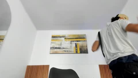 Snapshot of zander_2120 chatting on December 22, 12:35 pm Zander online show from December 22, 12:35 pm