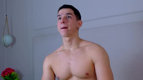 Snapshot of zanedawson chatting on September 21, 1:57 pm Zane Dawson online show from September 21, 1:57 pm