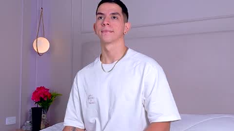 Snapshot of zanedawson chatting on October 1, 3:12 am Zane Dawson online show from October 1, 3:12 am