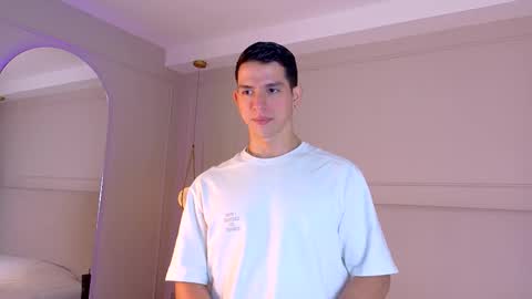 Snapshot of zanedawson chatting on October 24, 4:31 am Zane Dawson online show from October 24, 4:31 am