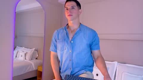 Snapshot of zanedawson chatting on November 27, 4:14 am Zane Dawson online show from November 27, 4:14 am