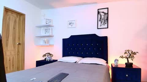 Snapshot of zanemaverick chatting on September 10, 12:05 pm zanemaverick online show from September 10, 12:05 pm