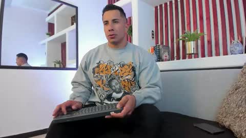 Snapshot of zanemaverick chatting on October 29, 11:56 am zanemaverick online show from October 29, 11:56 am