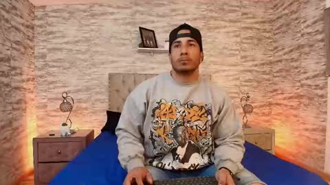 Snapshot of zanemaverick chatting on November 25, 11:54 am zanemaverick online show from November 25, 11:54 am