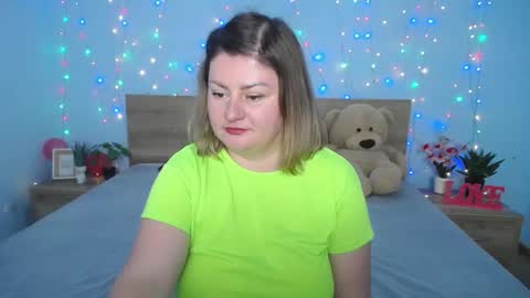 zannadreil online show from January 27, 10:06 pm