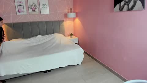 Zara Sweet  online show from January 9, 12:52 pm