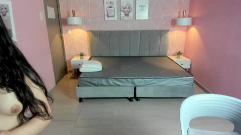 Zara Sweet  online show from January 13, 12:35 pm