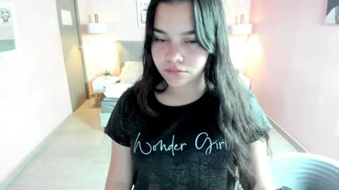 Zara Sweet  online show from January 27, 1:09 pm