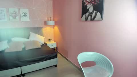 Zara Sweet  online show from November 5, 1:33 pm