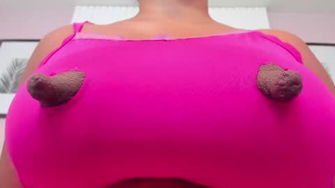 Snapshot of zara_lopez chatting on February 2, 10:49 pm zara lopez online show from February 2, 10:49 pm