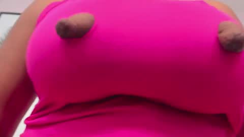 Snapshot of zara_lopez chatting on February 16, 7:27 pm zara lopez online show from February 16, 7:27 pm