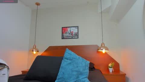 Zara  online show from December 5, 12:03 pm