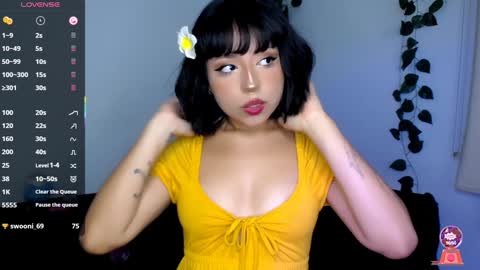 Snapshot of zaramuley chatting on February 4, 12:51 am Zara muley online show from February 4, 12:51 am