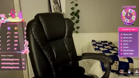 Snapshot of zaramuley chatting on November 3, 1:29 am Zara muley online show from November 3, 1:29 am