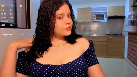 Snapshot of zarayclover__ chatting on October 26, 1:55 am ZARAY CLOVER online show from October 26, 1:55 am