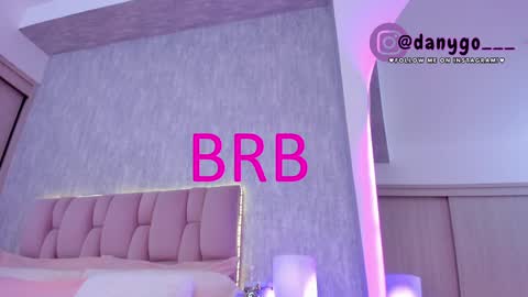 Zariana online show from January 29, 1:37 am