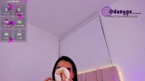 Zariana online show from September 30, 10:59 pm