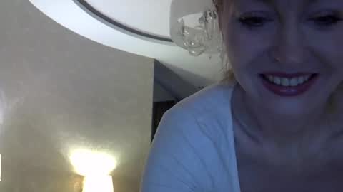 Zarina Swift online show from October 14, 4:13 am