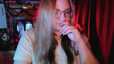 Snapshot of zayarush chatting on December 15, 1:59 pm zayarush online show from December 15, 1:59 pm