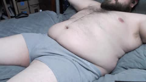 Snapshot of zazizzle chatting on February 2, 12:09 am zazizzle online show from February 2, 12:09 am