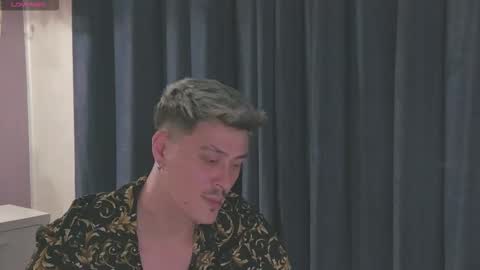 Zed online show from December 2, 8:15 pm