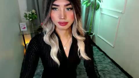 zelainalovetocum online show from February 4, 6:14 am