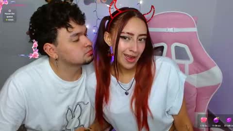 Snapshot of zelda_kuro chatting on October 21, 6:41 pm Zelda And Kuro online show from October 21, 6:41 pm