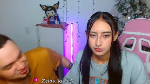 Zelda And Kuro online show from November 21, 12:43 am