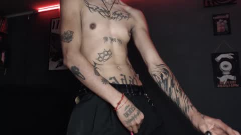 Snapshot of zeldrissss chatting on November 13, 4:50 pm Zeldris online show from November 13, 4:50 pm